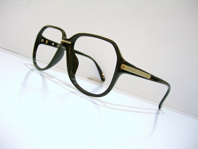 ALFRED DUNHILL-3