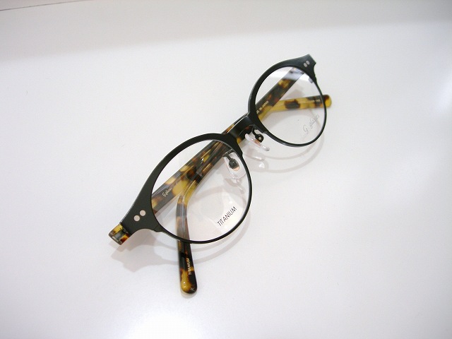 G.Glasses-3