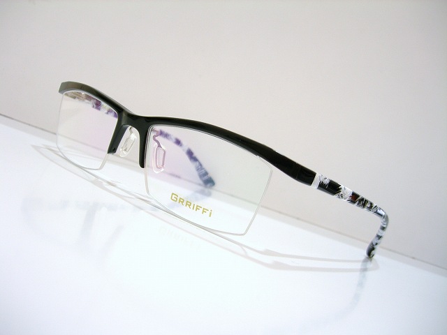 GRRIFFi-023