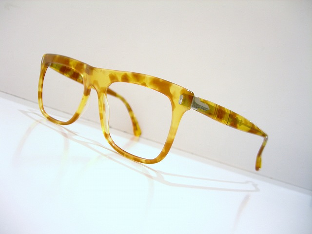 Persol-2