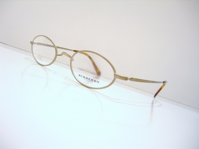 BURBERRY-6