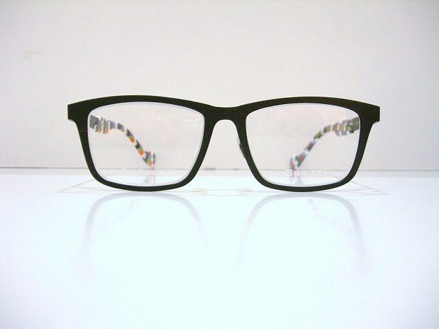 GRRIFFi-025