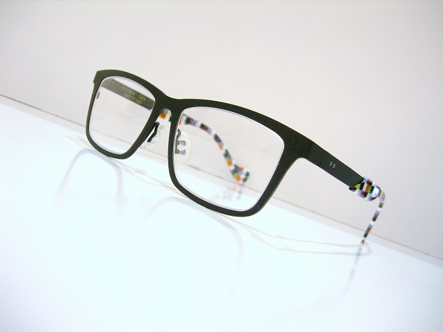 GRRIFFi-025