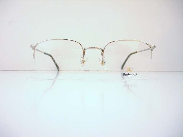 BURBERRY-011