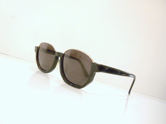 GIVENCHY-010