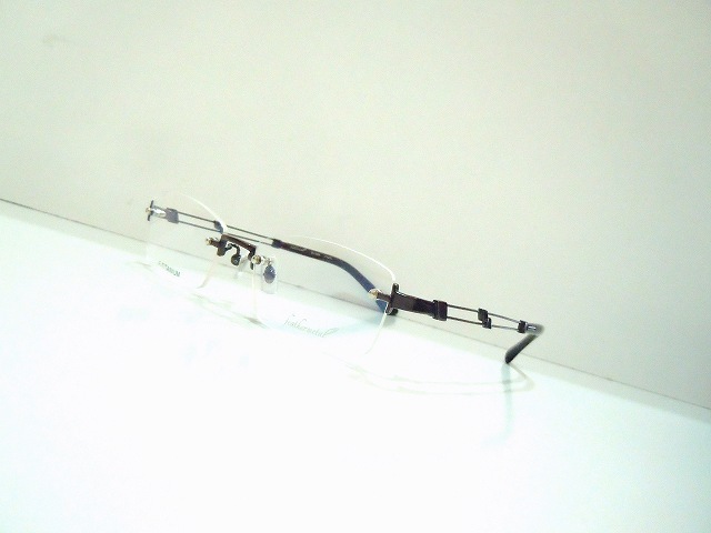 feather metal-1