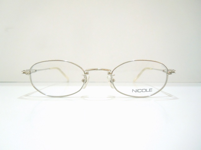 NICOLE-8