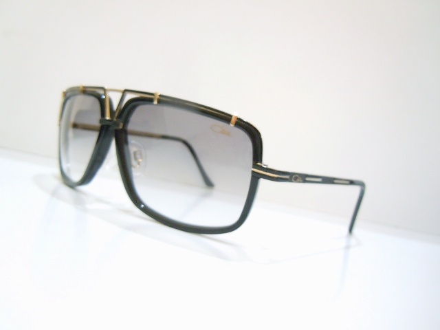 CAZAL（カザール）8003/1 col.001」のサングラス新品の通販です。