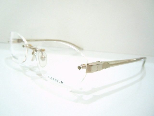 YSL-9