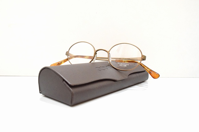 OLIVER PEOPLES-027
