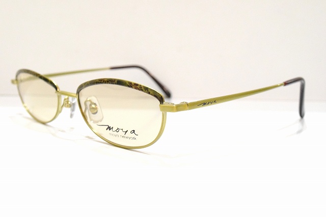 moya-2