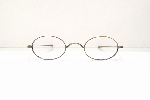 OLIVER PEOPLES-031