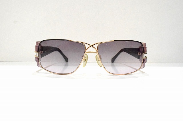Luxurious-1