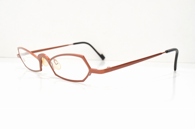 theo-037