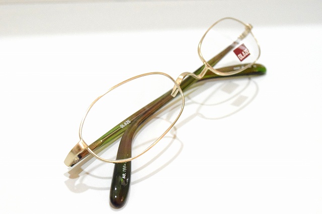 金子眼鏡製「BLAZE 156 col.1」のヴィンテージメガネフレーム新品の 