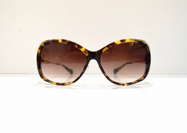 OLIVER PEOPLES-042