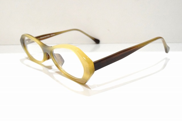 Genuine horn frame-1
