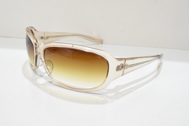 OLIVER PEOPLES-050