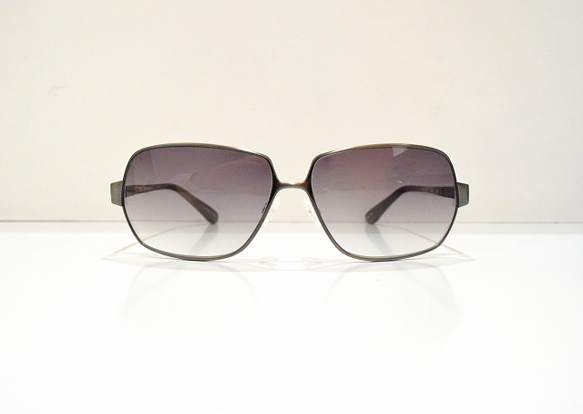 OLIVER PEOPLES-052