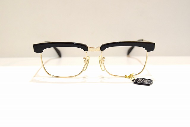 VINTAGE-037