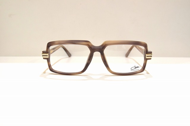 CAZAL-081