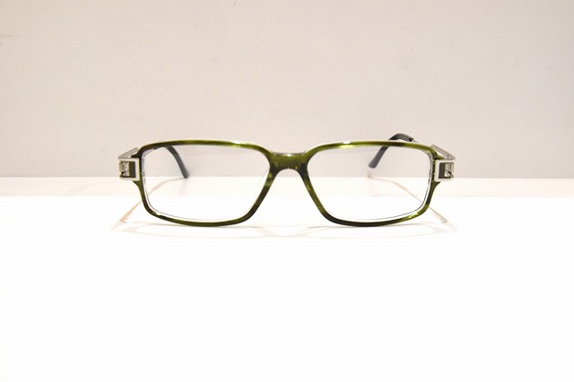 CAZAL-084