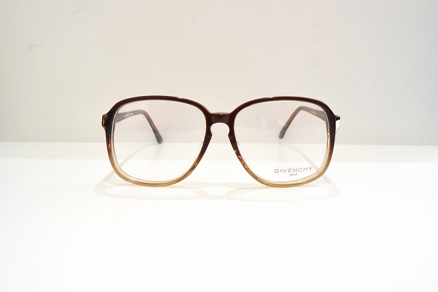 GIVENCHY-012