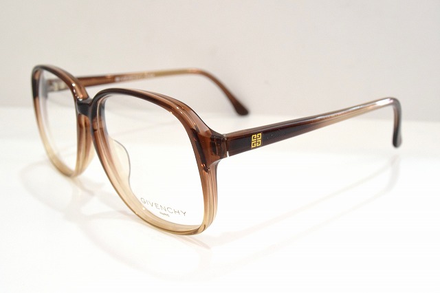 GIVENCHY-012