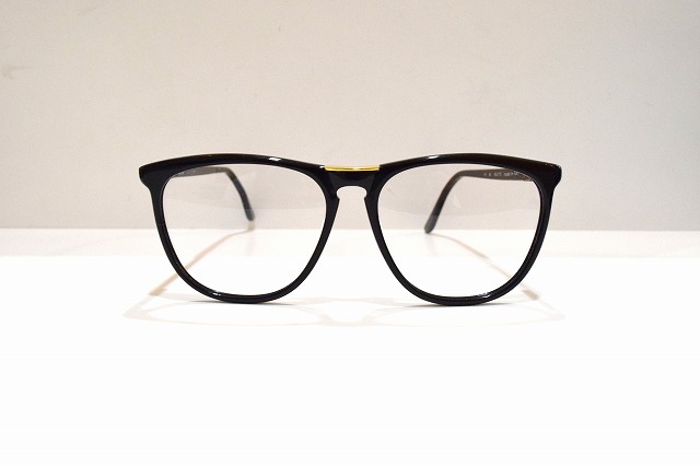 Persol-9
