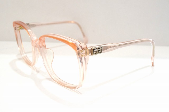 GIVENCHY-013
