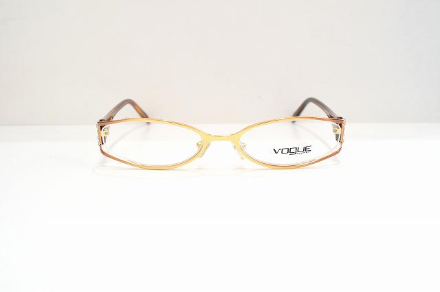 VOGUE-2
