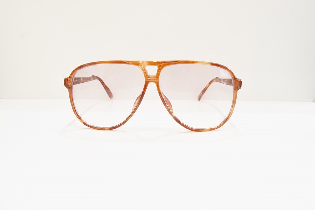 VINTAGE-050