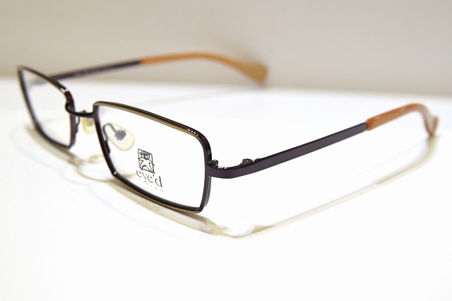 Eye'DC-042
