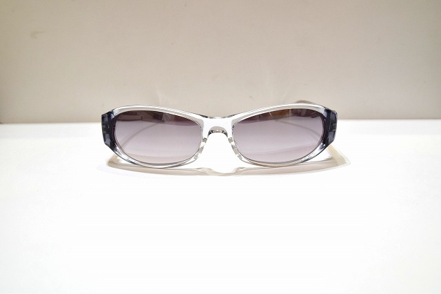 OLIVER PEOPLES-082