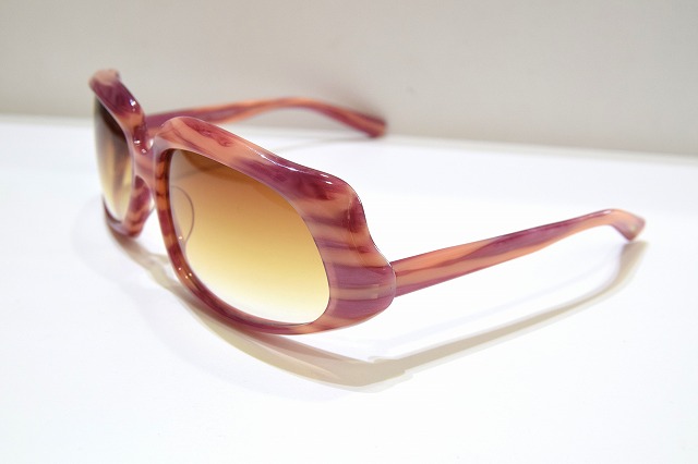 OLIVER PEOPLES-079