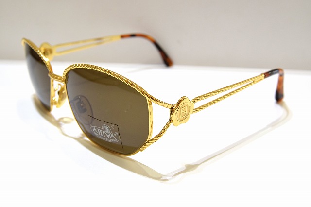 FENDI-010