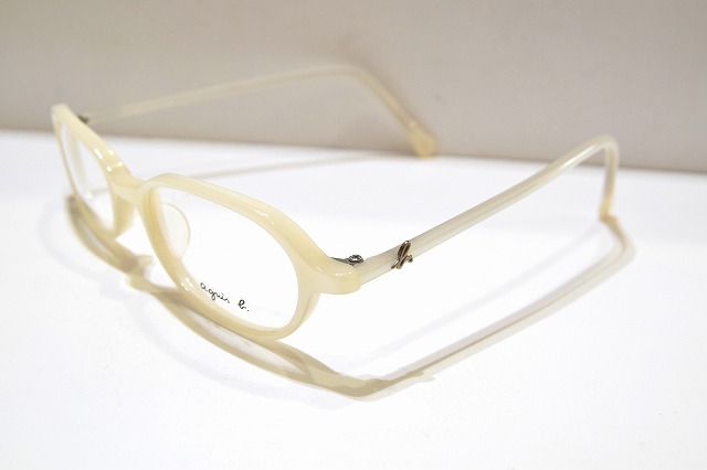 agnes b-045