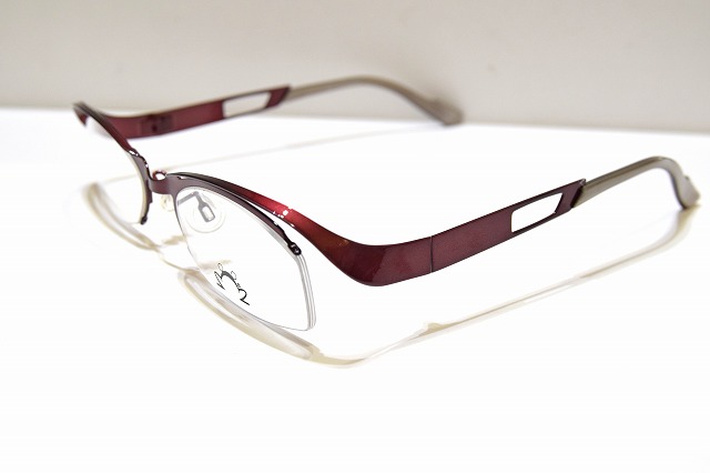 Eye'DC-054
