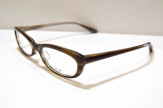 OLIVER PEOPLES-088