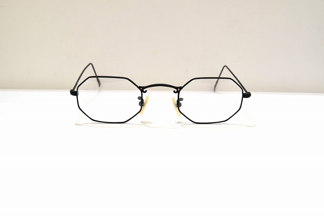 EYEVAN-012
