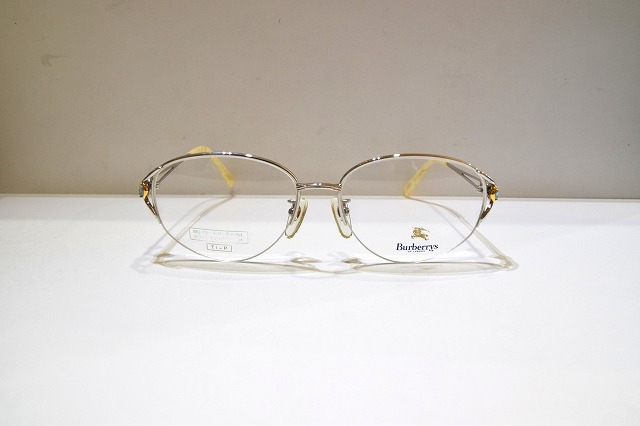 BURBERRY-028