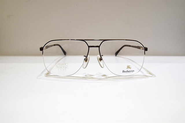 BURBERRY-030