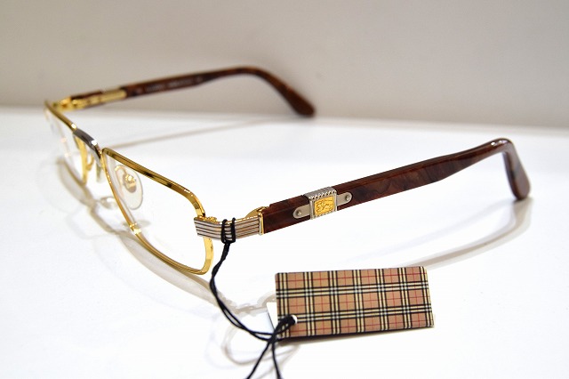 BURBERRY-031