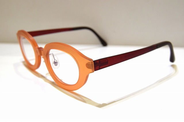 GLOSSY CLASSIC-4