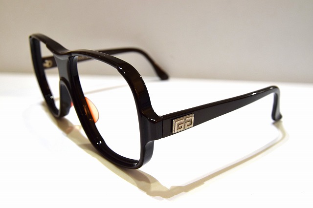 GIVENCHY-016