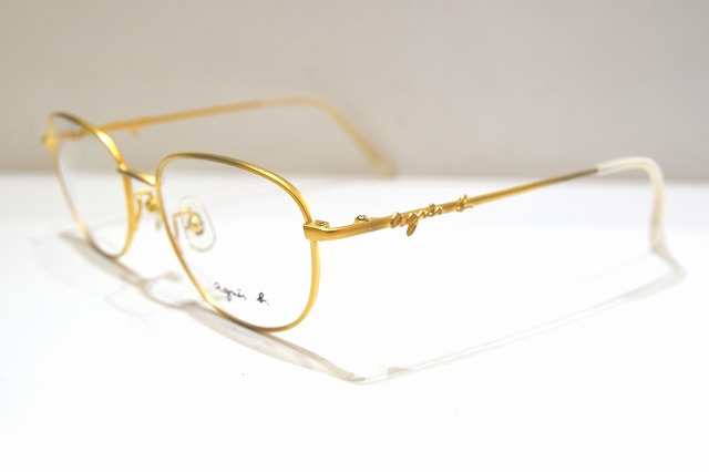 Agnes b-067