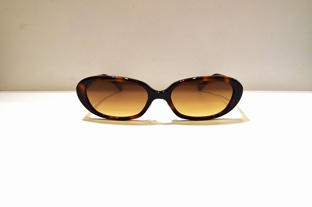 OLIVER PEOPLES-098
