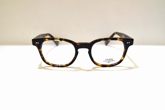 GUESS-010