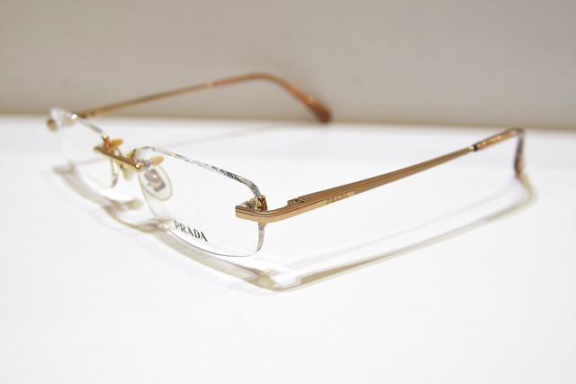 PRADA-018