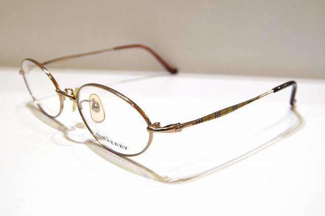 BURBERRY-041